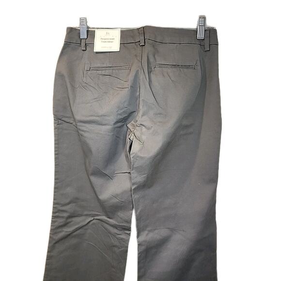 NWT Gap Women's Khakis 0R Perfect Khaki parfait - Picture 4 of 13